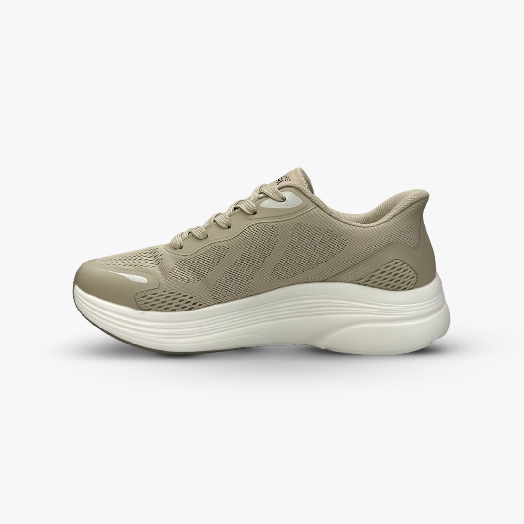 Skechers Go Run Hyper Burst Slip-ins
