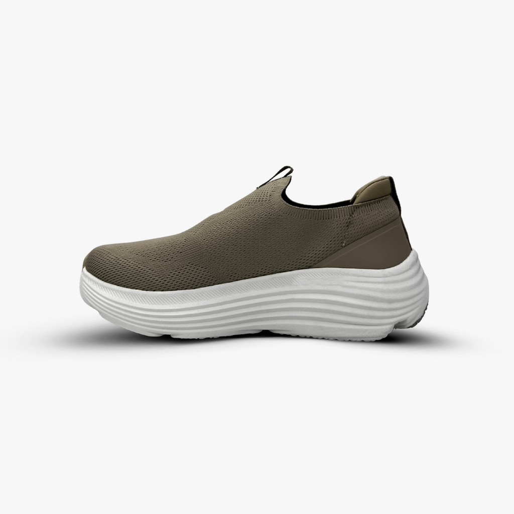 Skechers Max Cushioning Slip-ins Endeavour