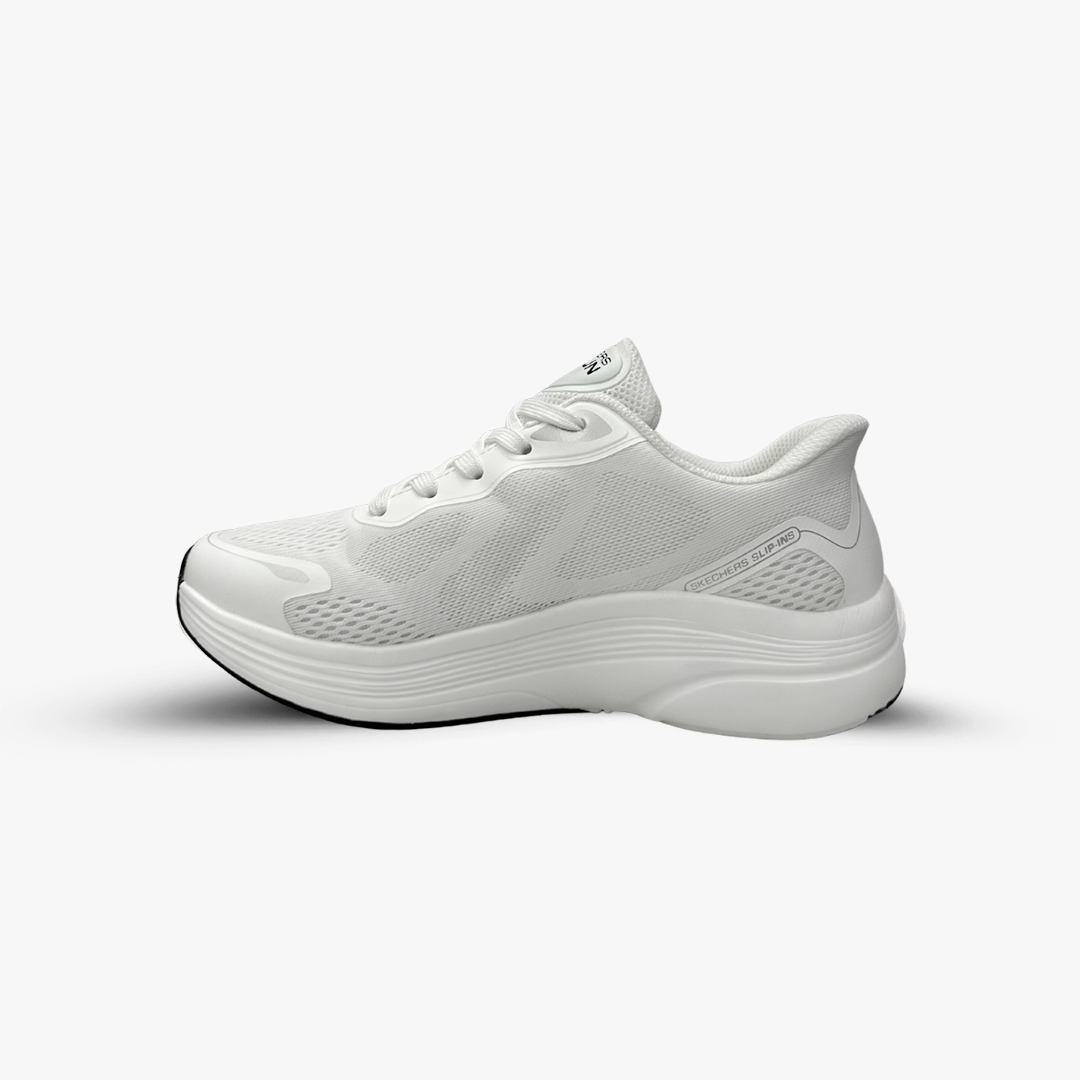 Skechers Go Run Hyper Burst Slip-ins